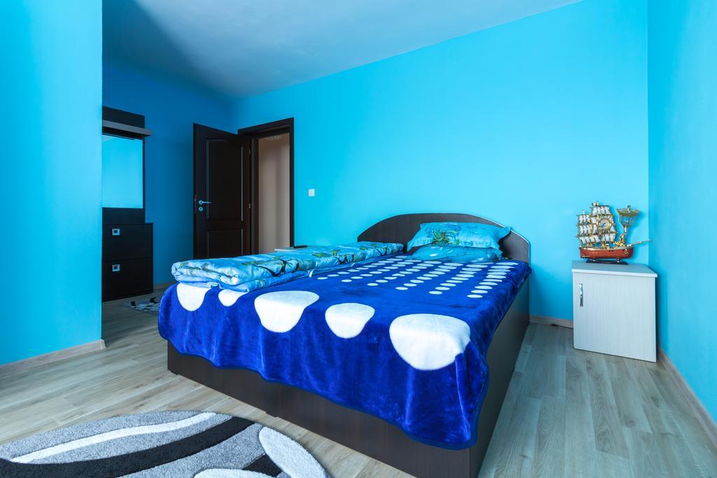 Hotel Conacul Lui Bulica Novaci-Străini Exteriér fotografie